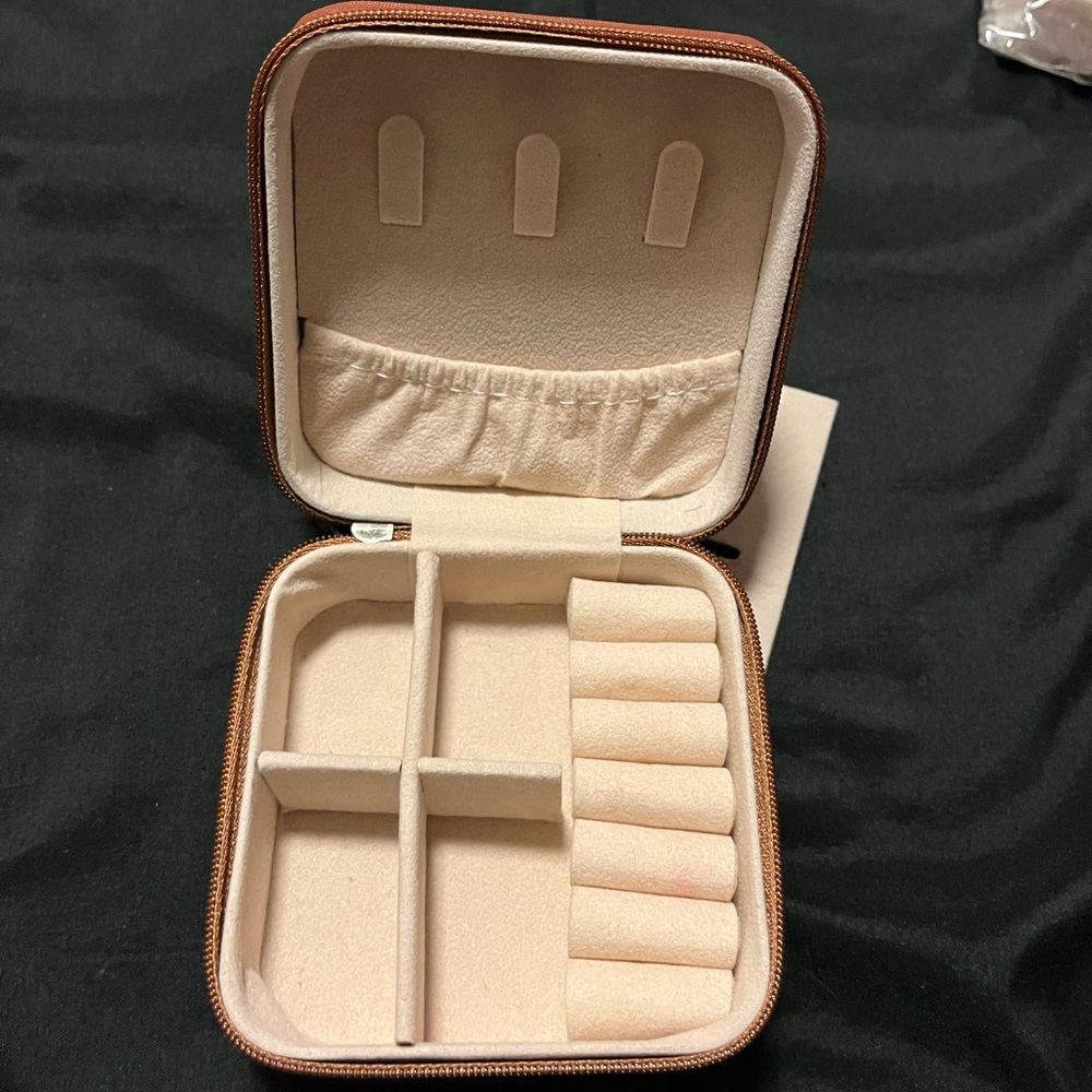 Jewelry box - Picture 5 of 5